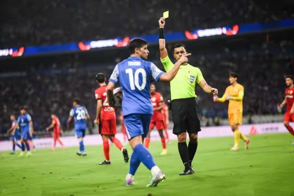 以他以往的, 就因为马宁, 请马宁搓一