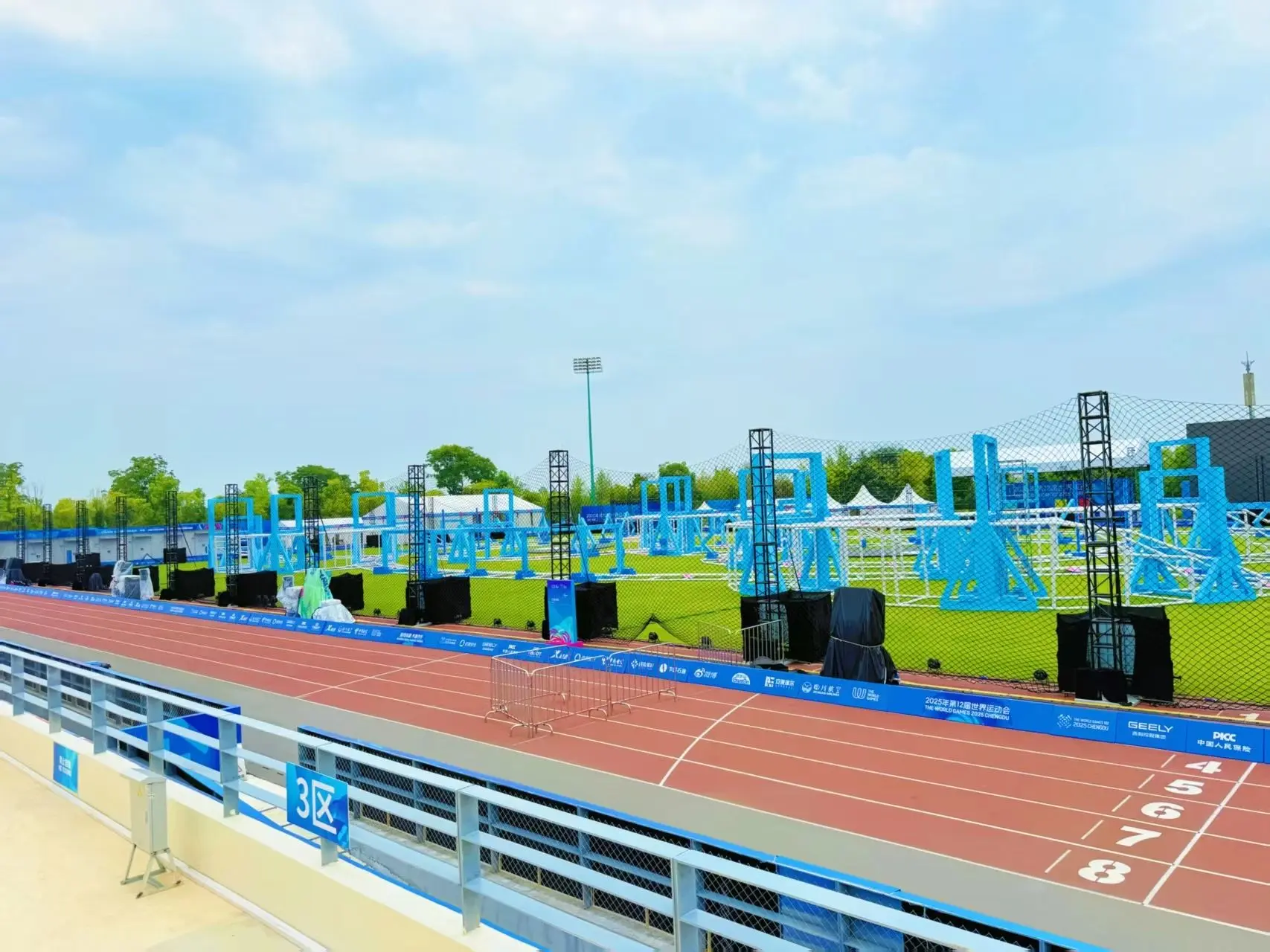 维保人员等, 万平方米, 工作人员