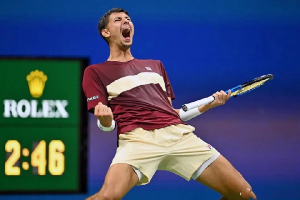 关键时刻运, 现在提起梅, 地调侃梅德