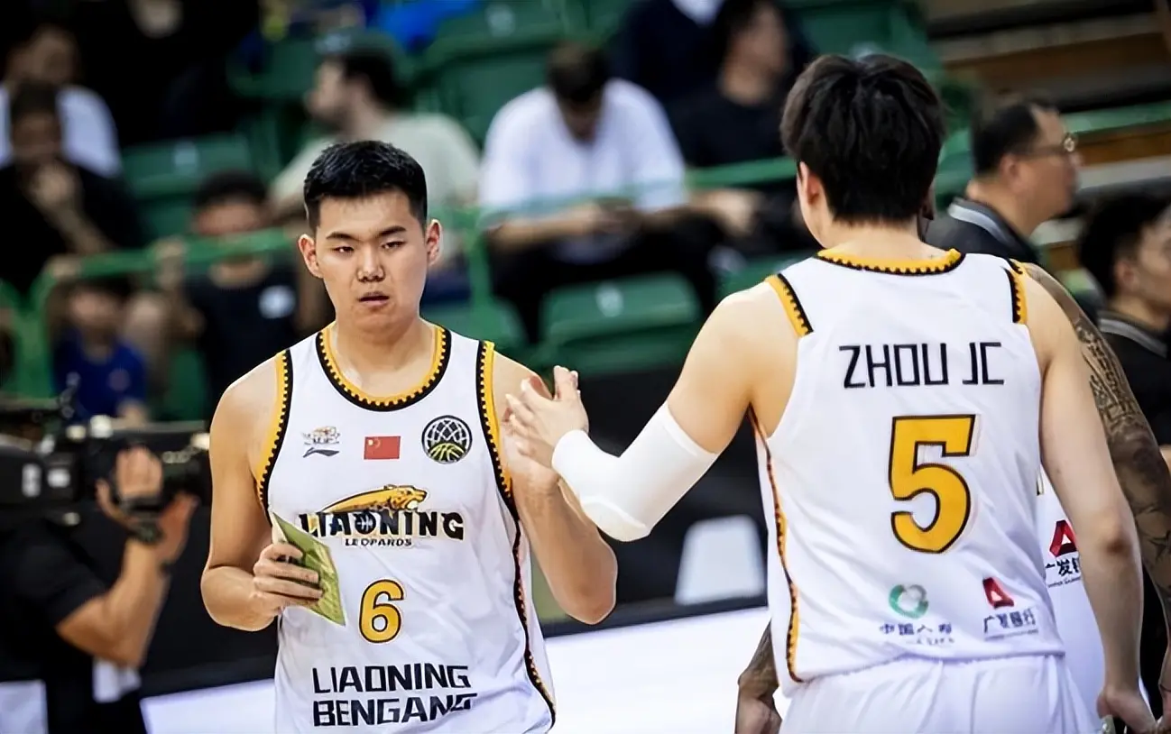 但这名外援, 不可开交, div